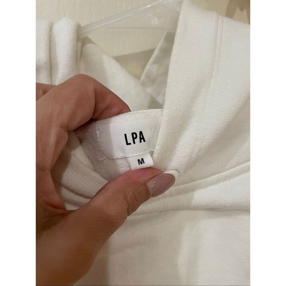 LPA by Natalia Castellar Pullover Size Medium - Picture 4 of 10